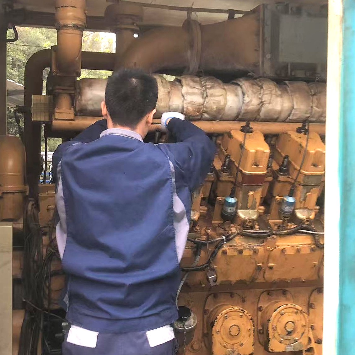 Techie Spark Plugs: Built Tough, Backed Strong for Landfill Gas Generators